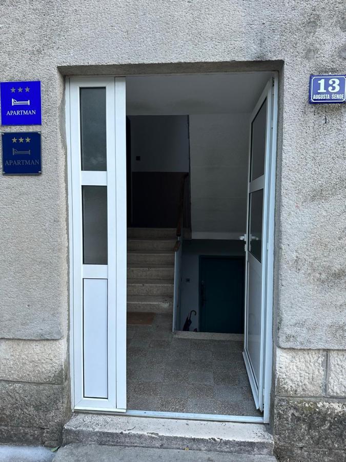 Cosy Family Apartment Marina Kastela Near Airport Exterior foto